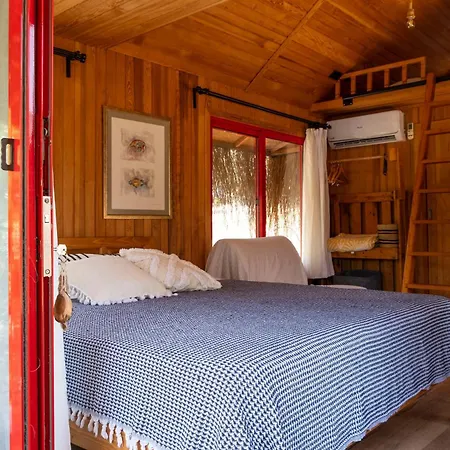 Hotel Geko Akbuk *